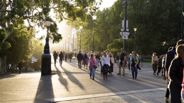 Sustainability & ESG_People in a park
